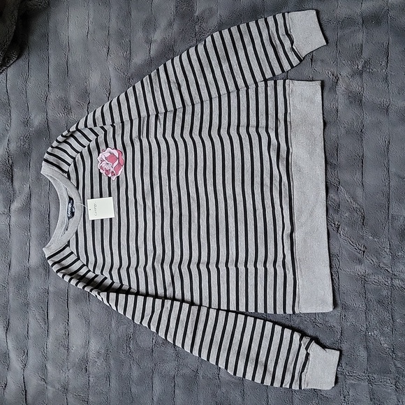 NWT! George Grey and Black Striped Sweatshirt with Rose! Size small! - Picture 4 of 10